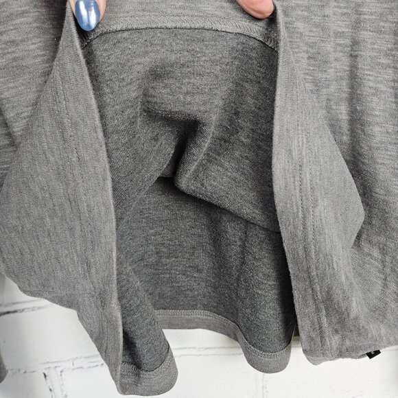 Travis Mathew Gray Long Sleeve Crewneck Shirt Mens M Peru Cotton Blend Modern - Picture 13 of 13